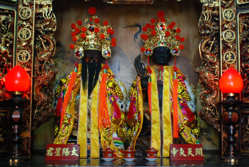 開天炎帝與太陽神君